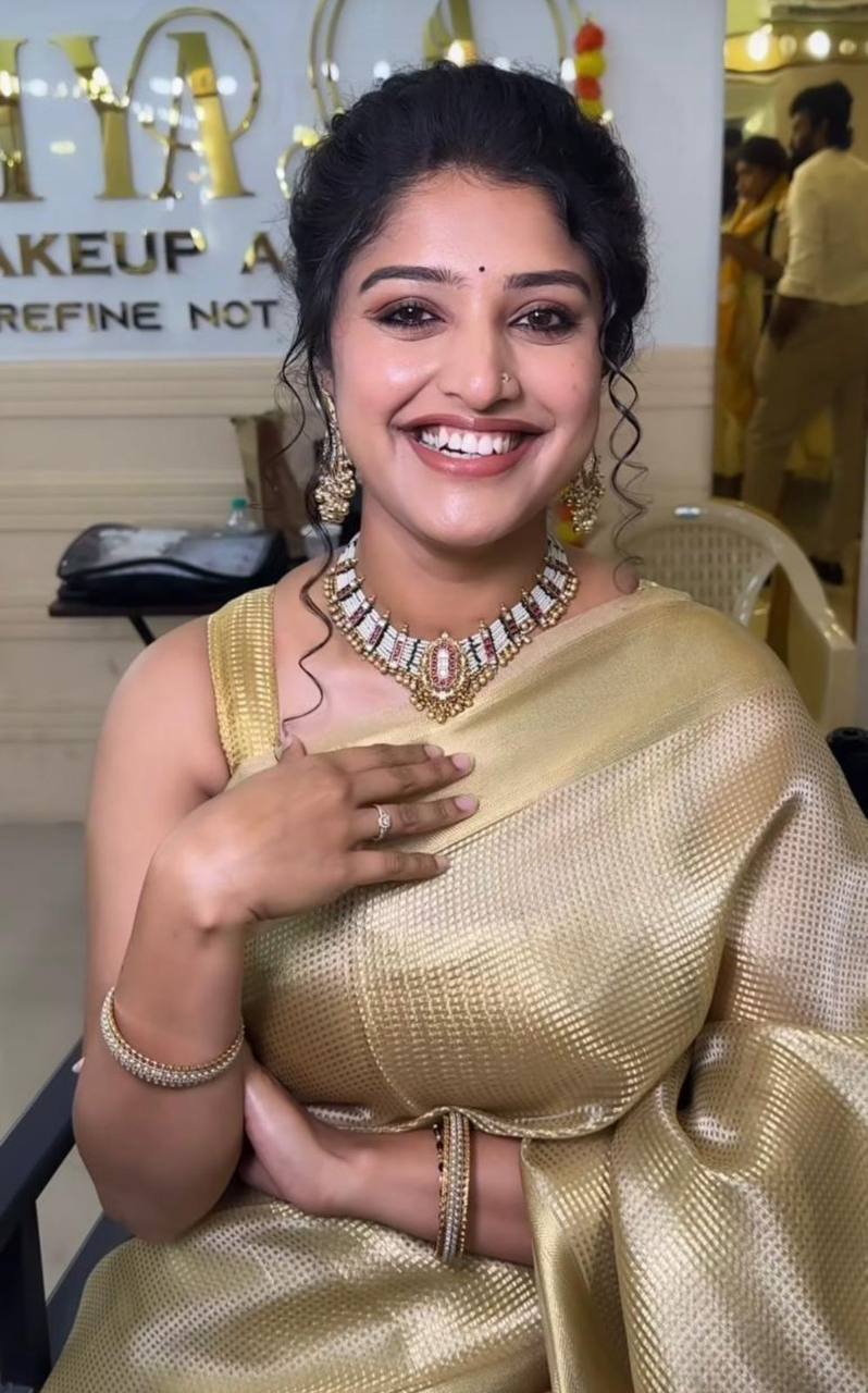 beautiful banarsi hand
