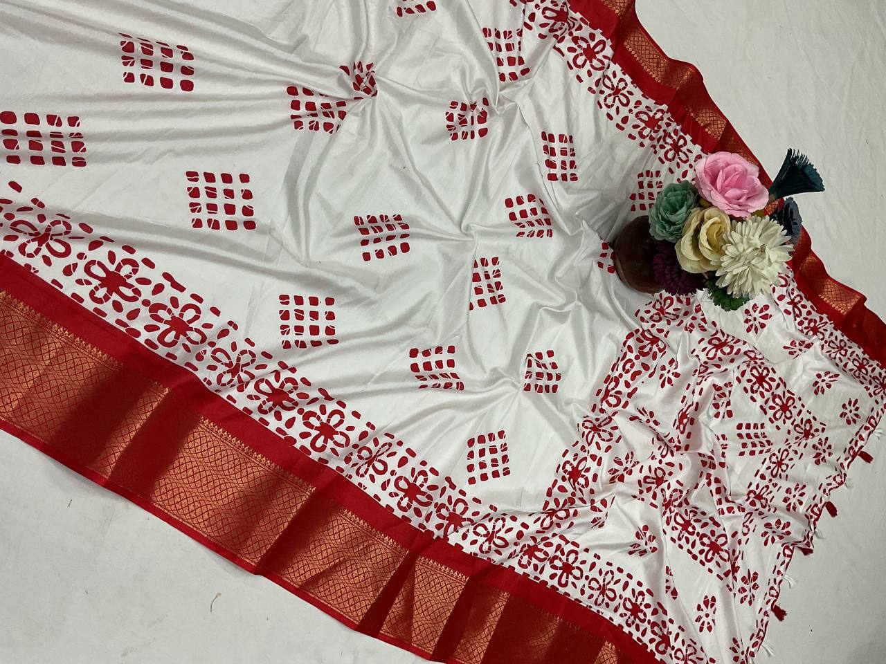 SOFT DOLA SILK SAREE