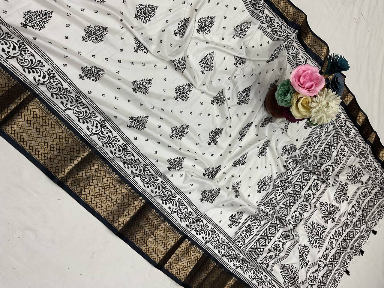 SOFT DOLA SILK SAREE