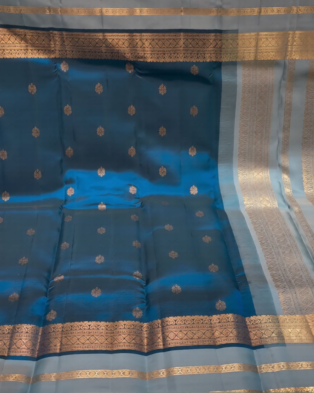 Oceanic Kanjivaram Silk Saree