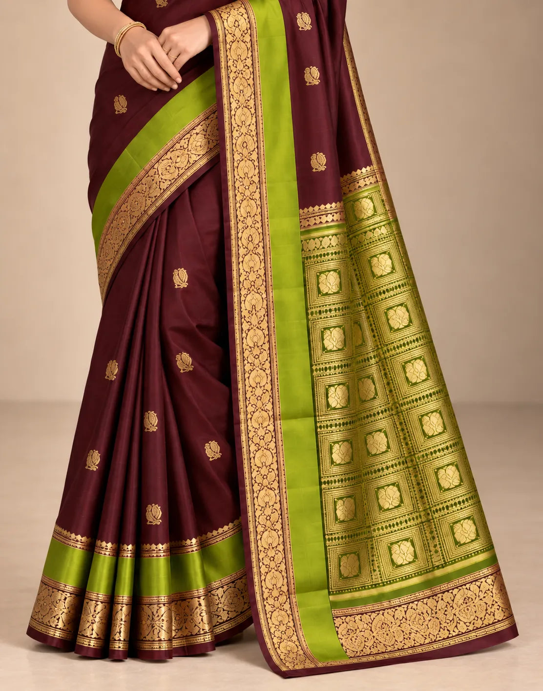 Pavizha Parrot Silk Saree