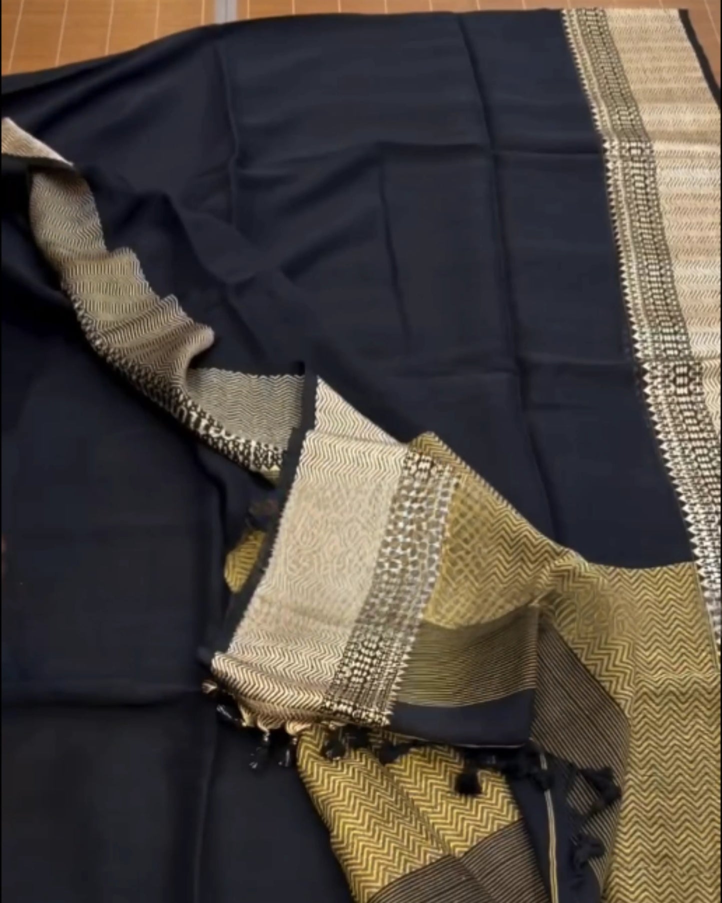 Vanki Weave Silk Saree